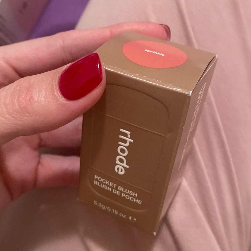 New Pocket Blush
Limited edition